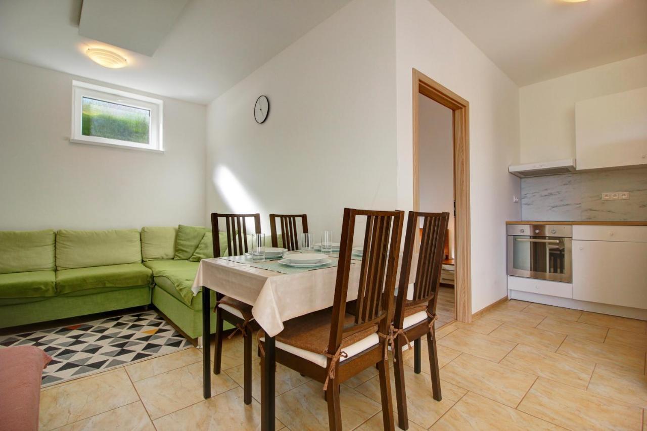 Apartments Novy Zivot Exterior photo